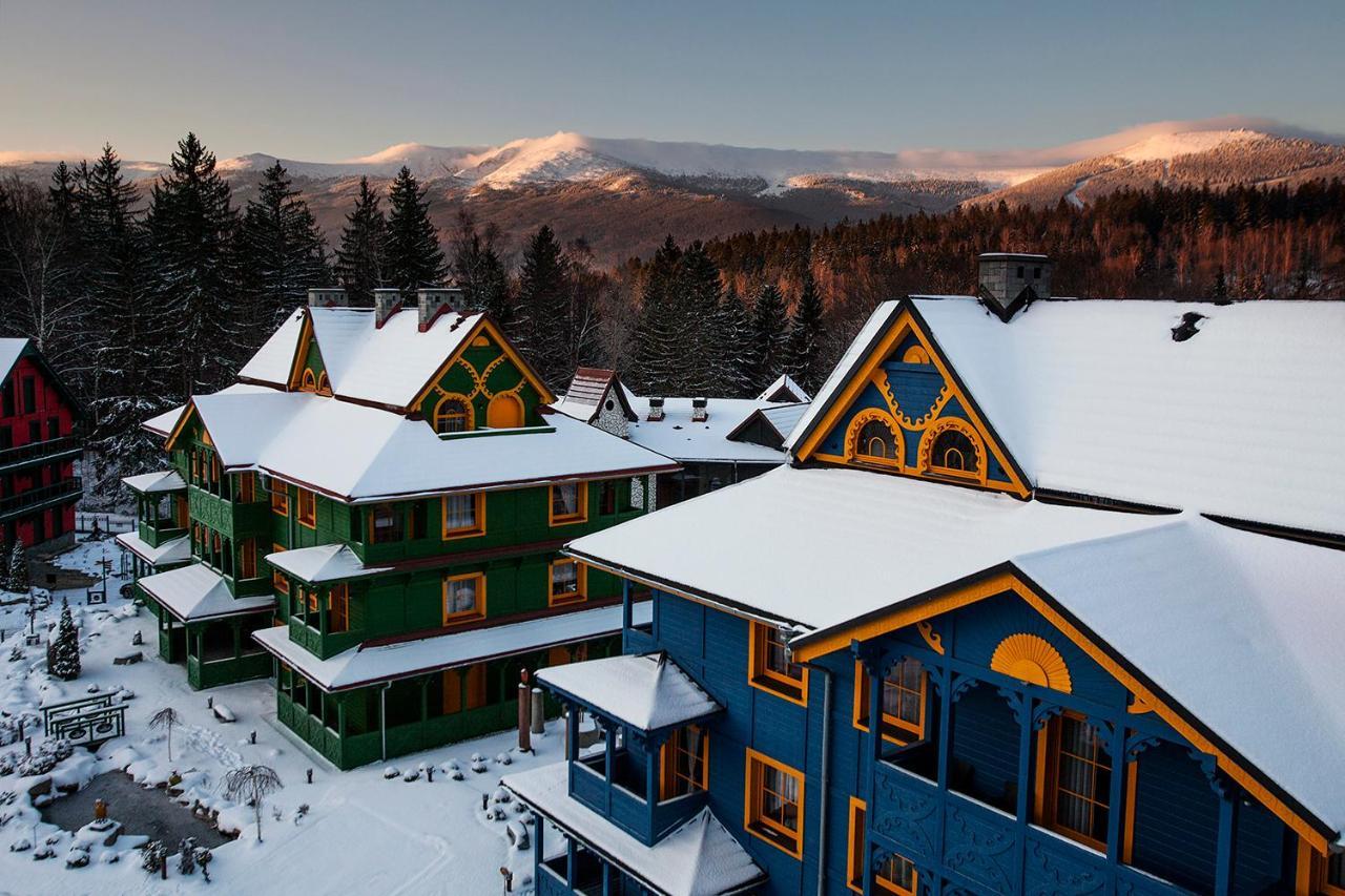 Norweska Dolina Luxury Resort ชกลาร์สกา ปอเรมบา ภายนอก รูปภาพ